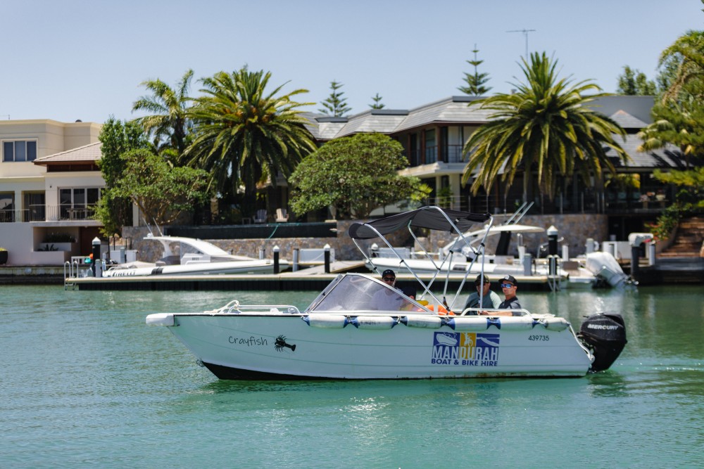 mandurah cruises boat hire